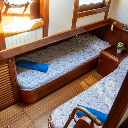 Bateau-hôtel Jack London Boat Alassio