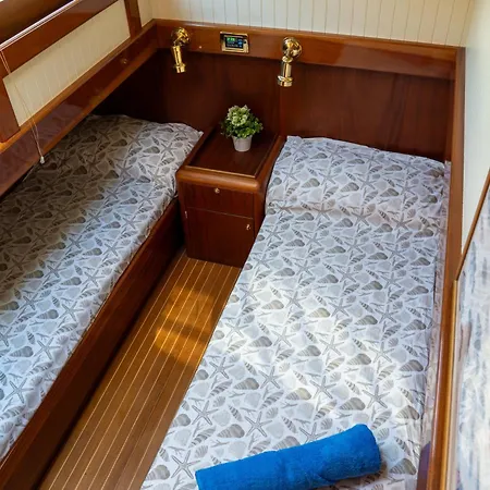 Bateau-hôtel Jack London Boat Alassio